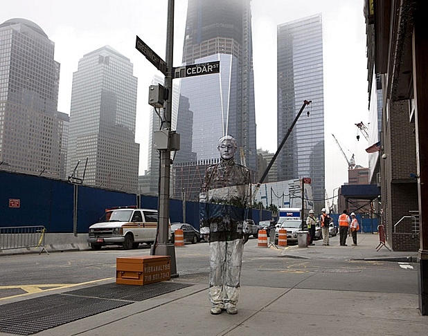 Liu Bolin6.jpg